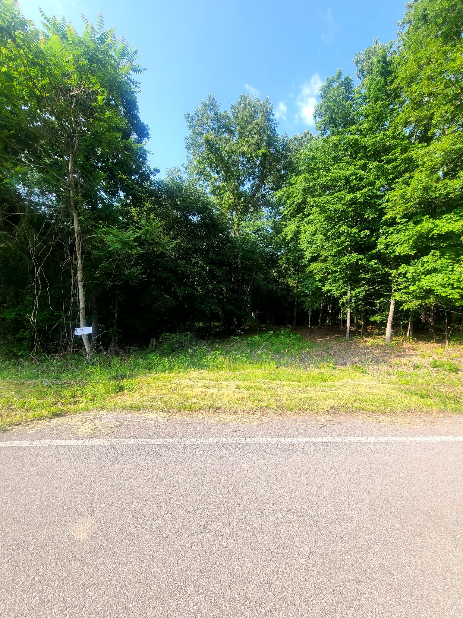 2 S Hinton Road Southside TN 37171