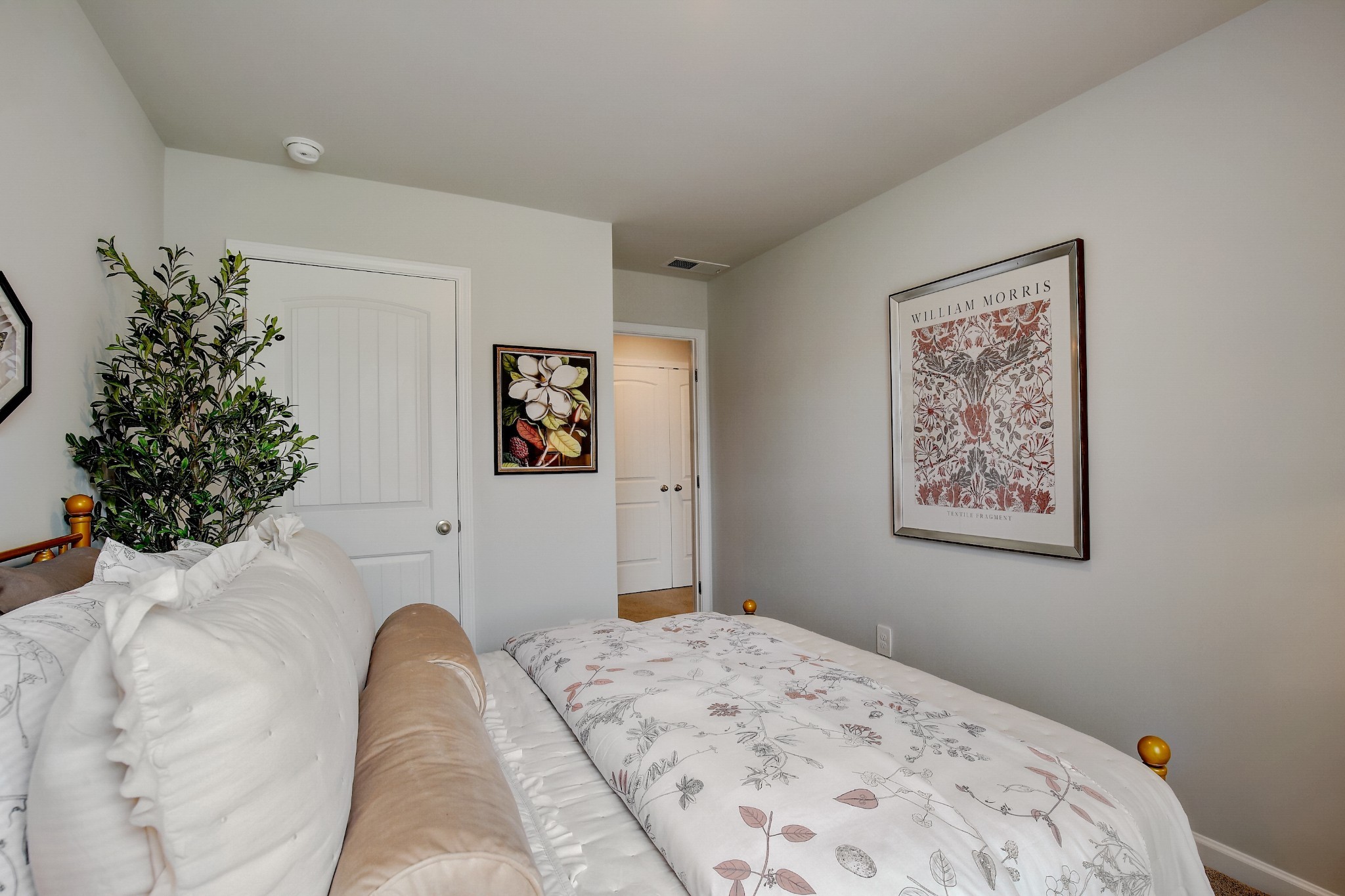 2275 Harlequin Point Lebanon TN 37090