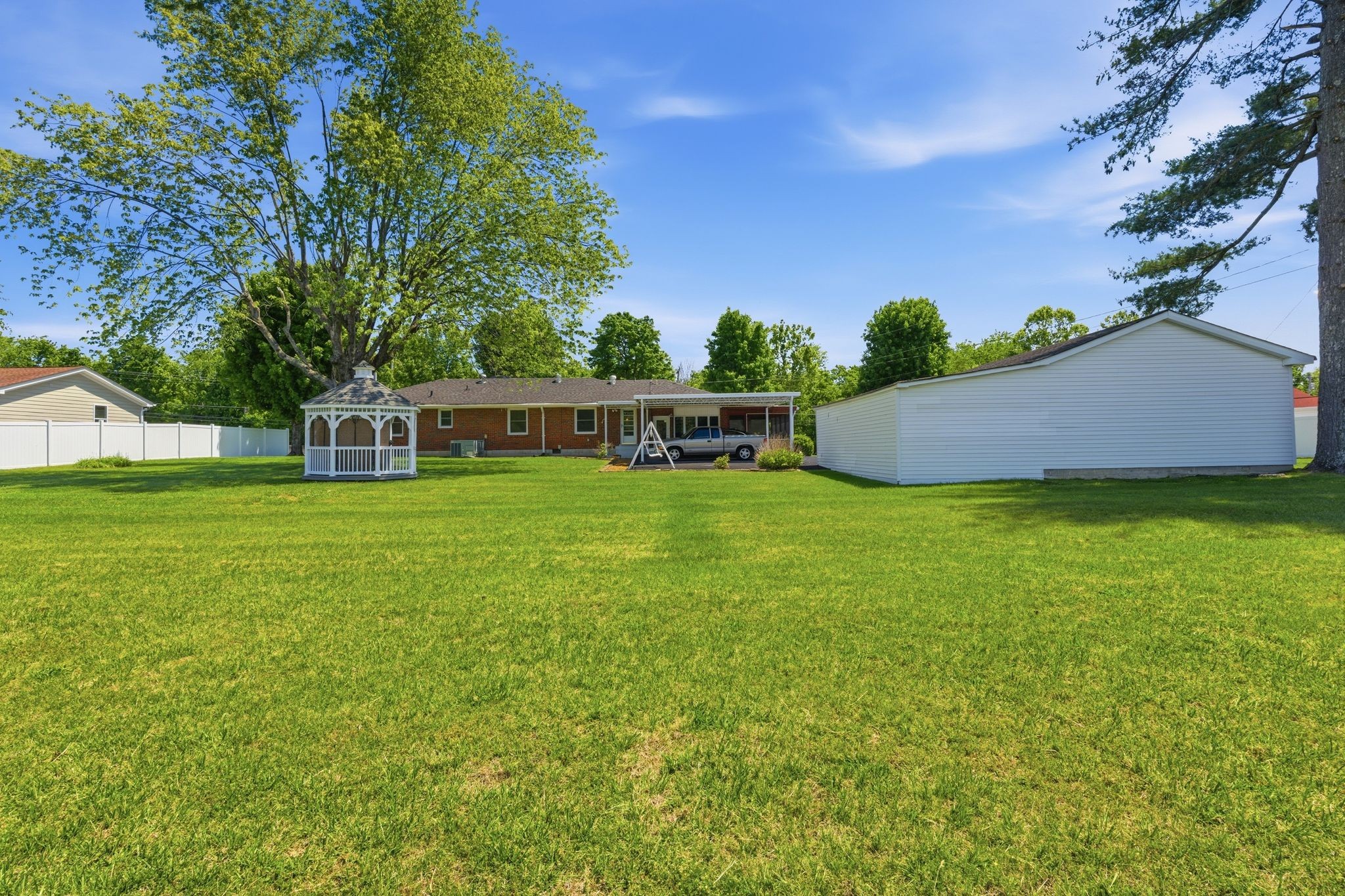 2678 Highway 41, S Greenbrier TN 37073