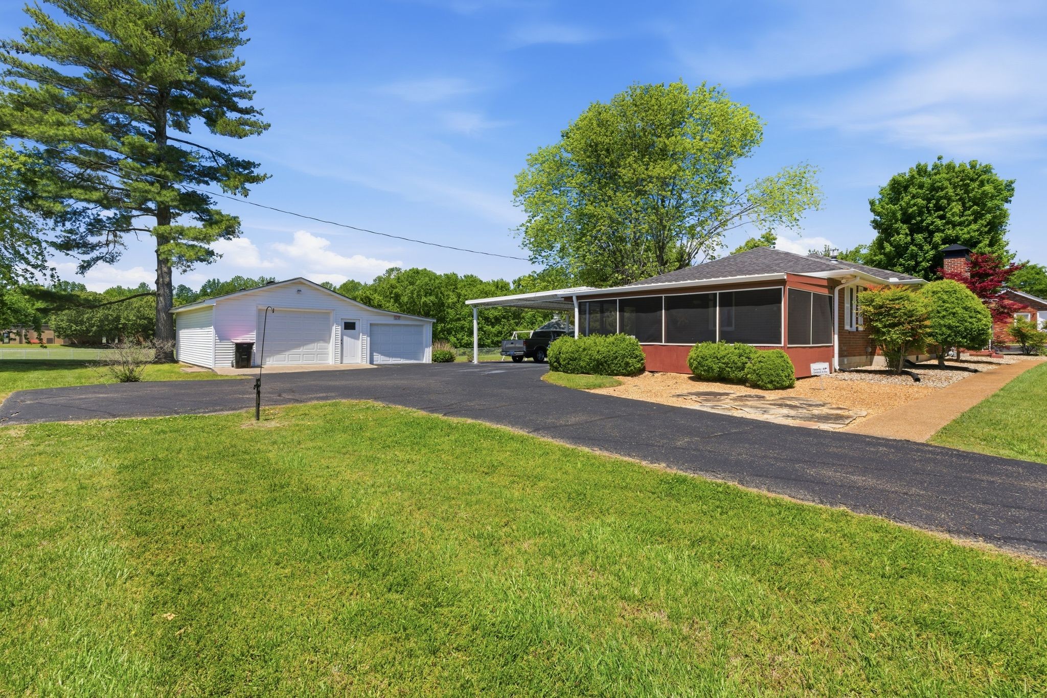 2678 Highway 41, S Greenbrier TN 37073