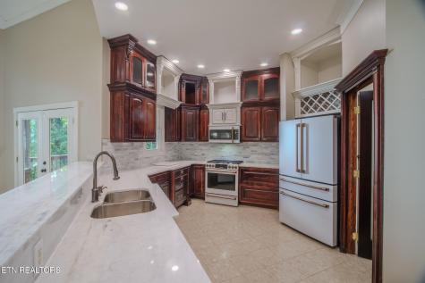 431 Thomas Loop Road Sevierville TN 37876