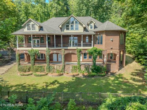 431 Thomas Loop Road Sevierville TN 37876