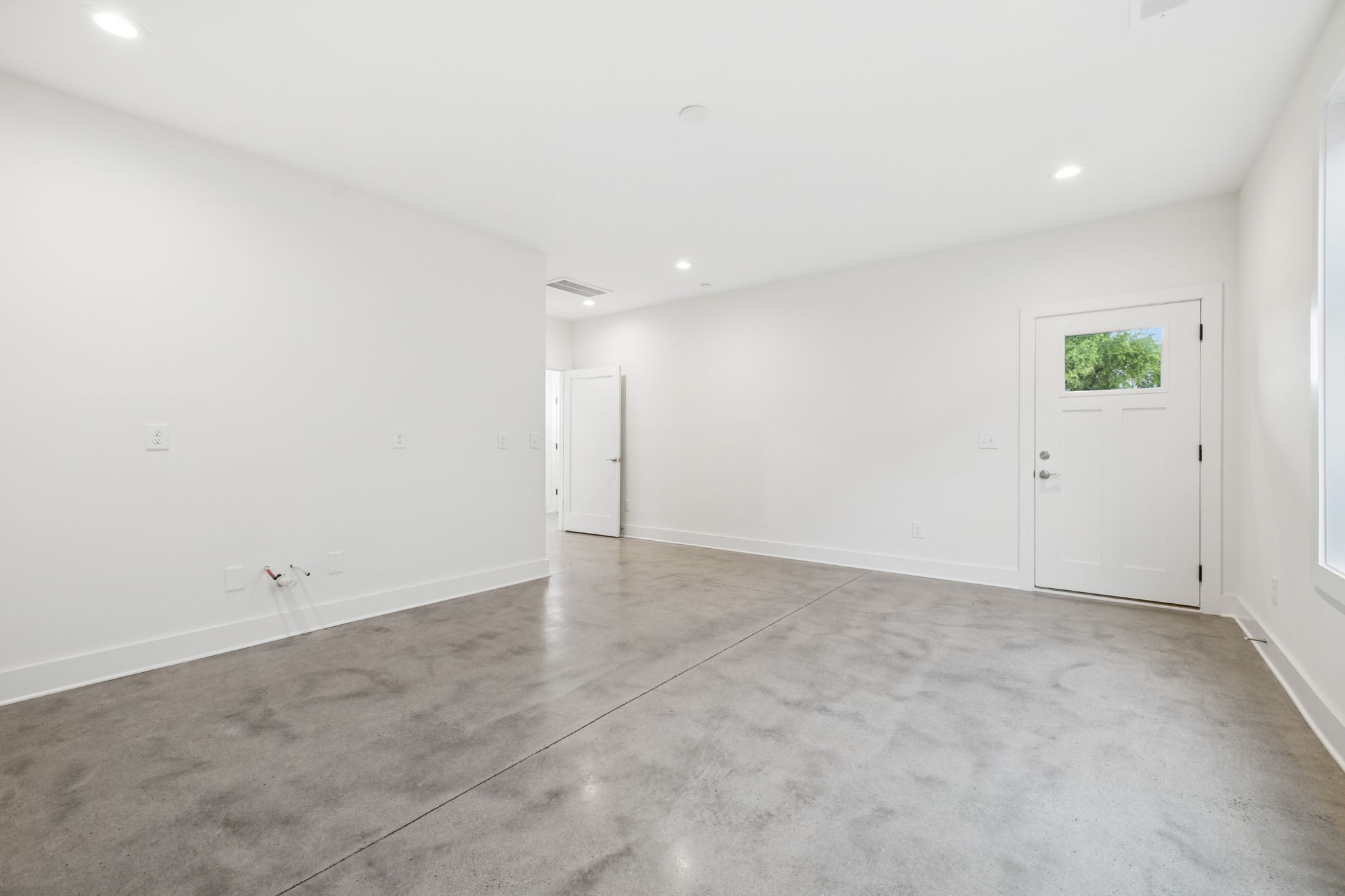 1117B Chester Avenue Nashville TN 37206