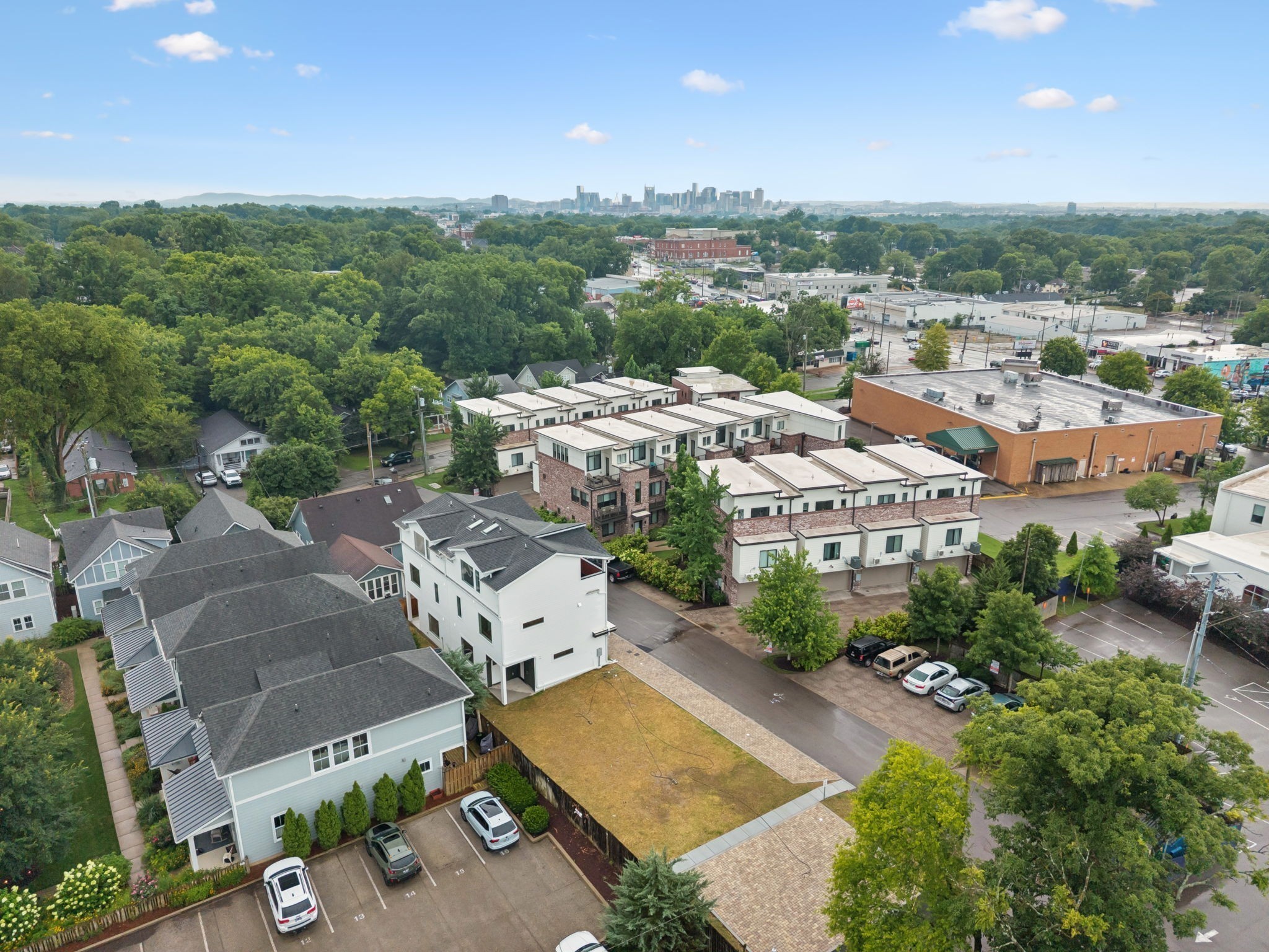 1117B Chester Avenue Nashville TN 37206
