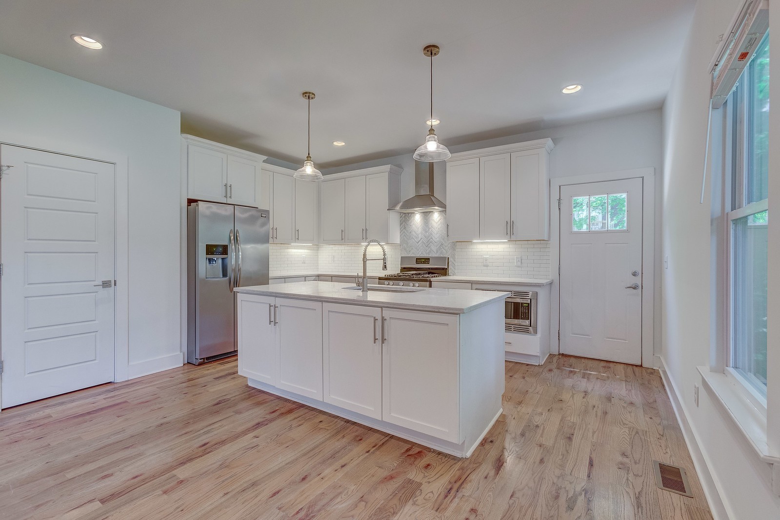 324A Queen Avenue Nashville TN 37207