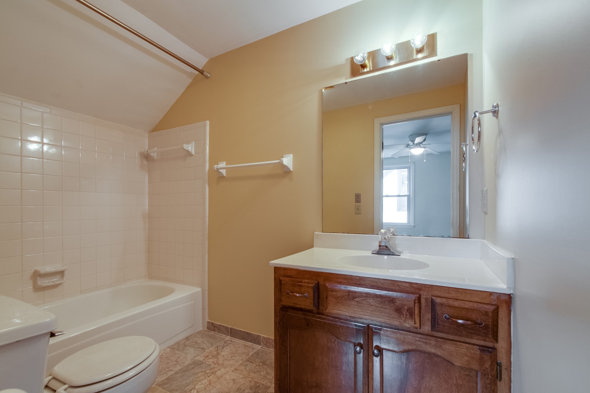 2505B Belmont Boulevard Nashville TN 37212