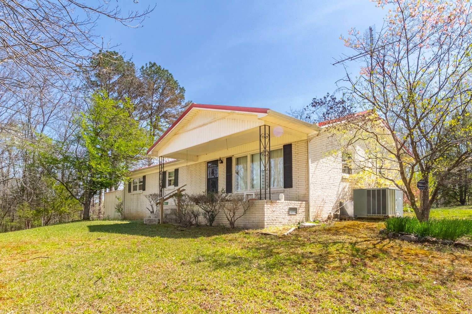 348 Spring Creek Road Westpoint TN 38486