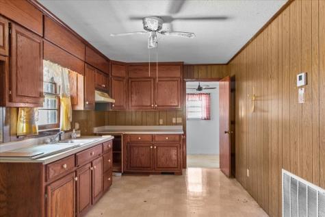 348 Spring Creek Road Westpoint TN 38486