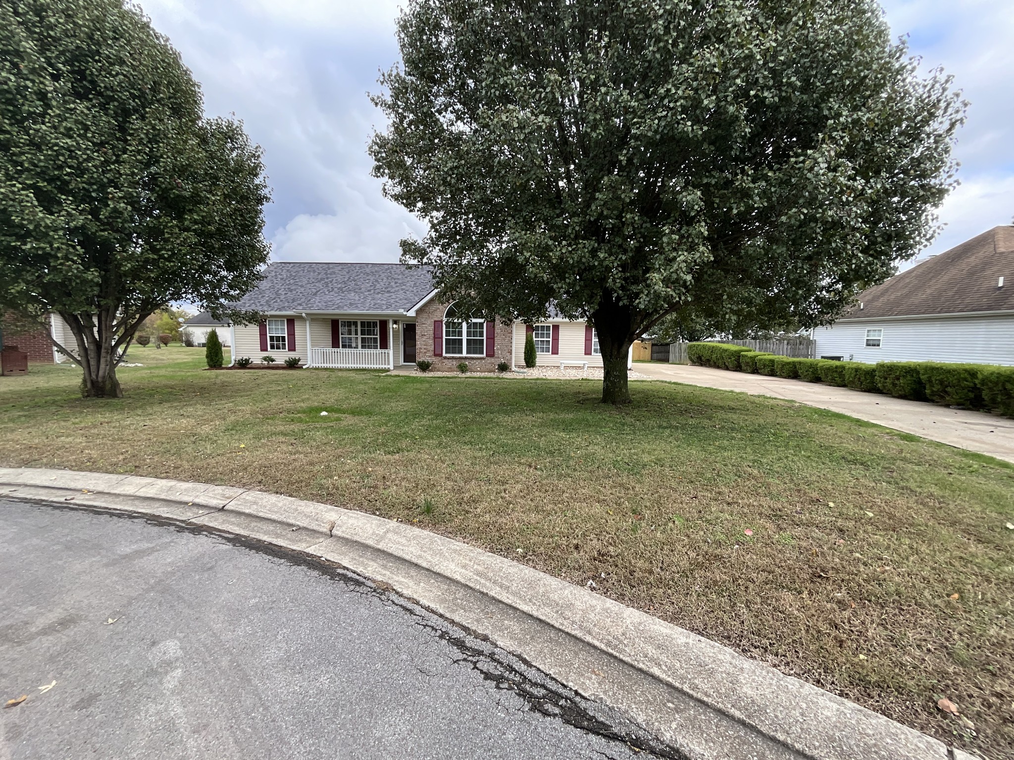 2712 Pickards Point La Vergne TN 37086