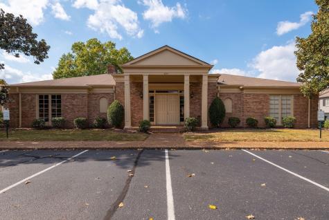 8207 Sawyer Brown Road Nashville TN 37221