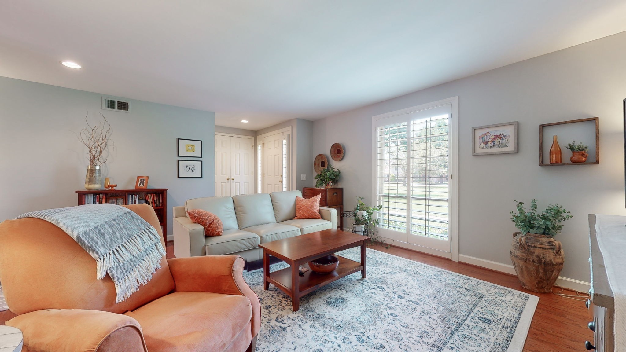8207 Sawyer Brown Road Nashville TN 37221