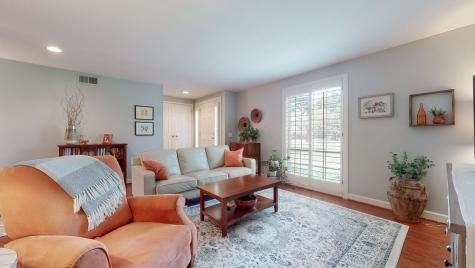 8207 Sawyer Brown Road Nashville TN 37221