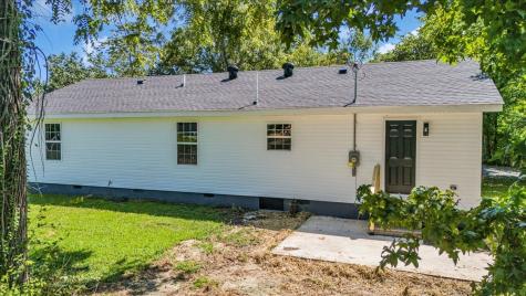208 Bragg Circle Tullahoma TN 37388