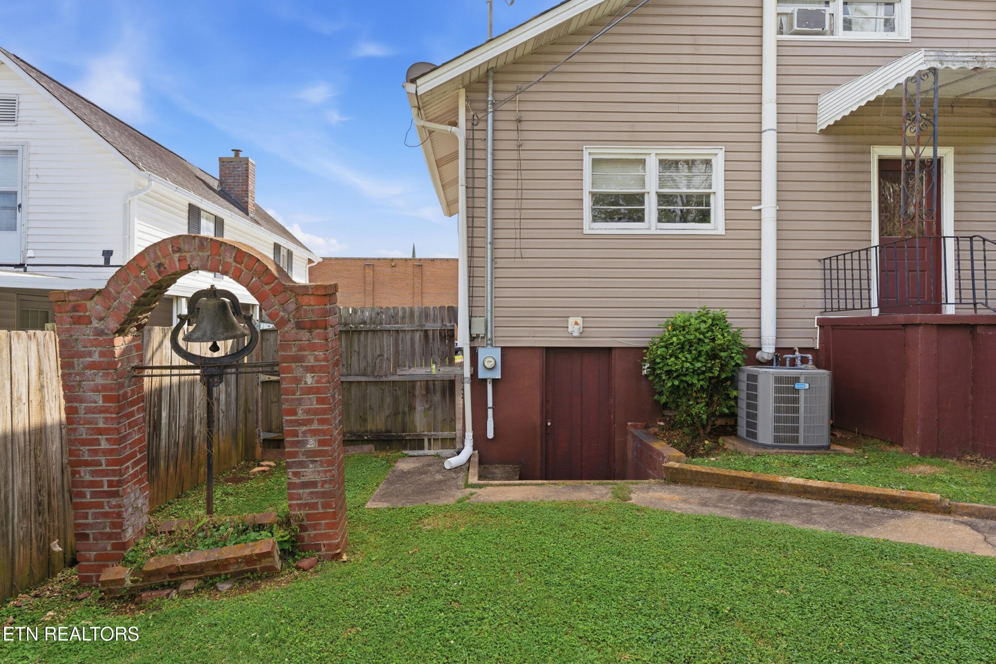 205 Kingston Street Lenoir City TN 37771