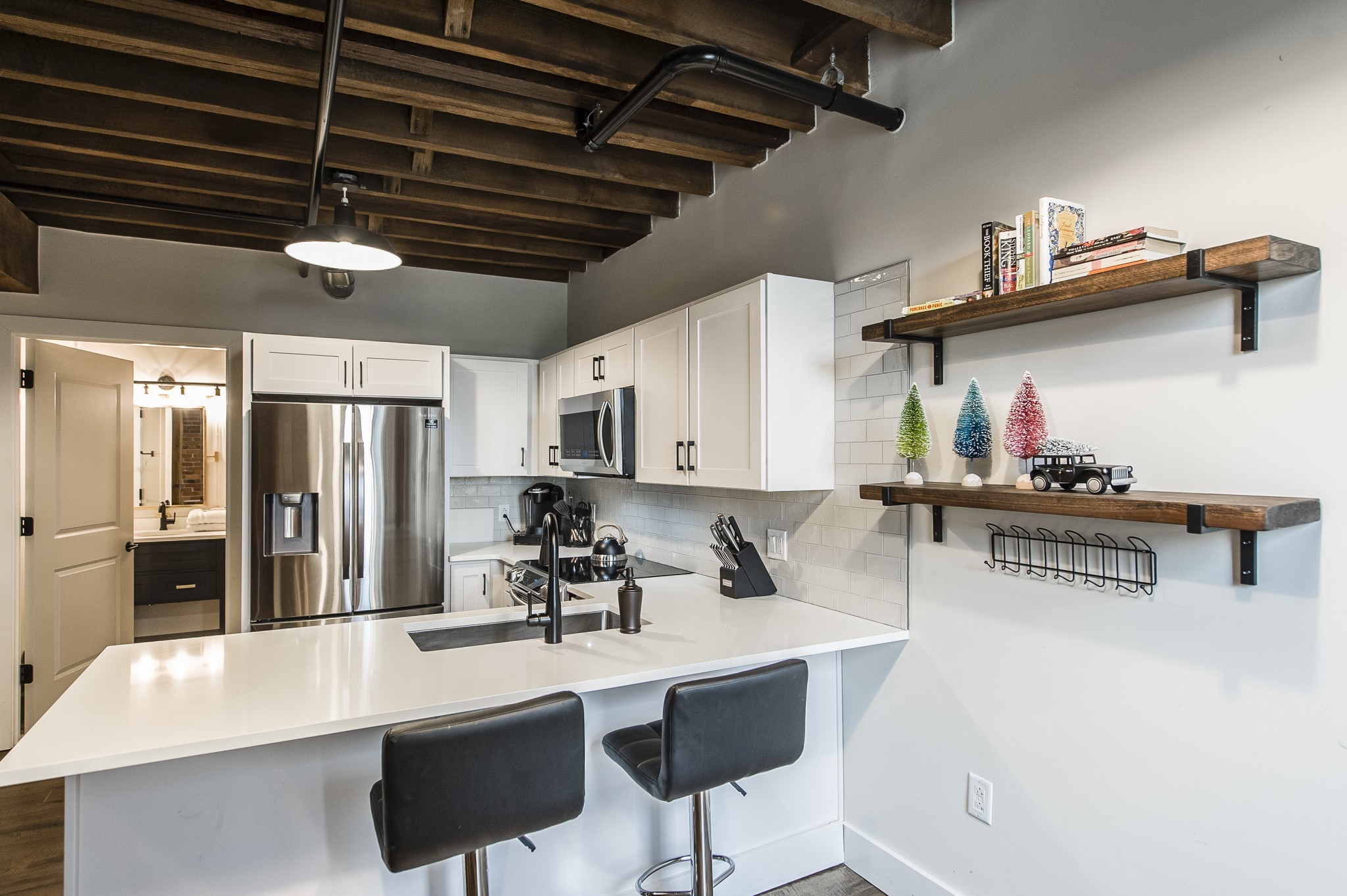 610 21st Ave, N Nashville TN 37203