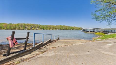 1024 Paradise Drive Murray KY 42071