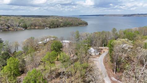 1024 Paradise Drive Murray KY 42071