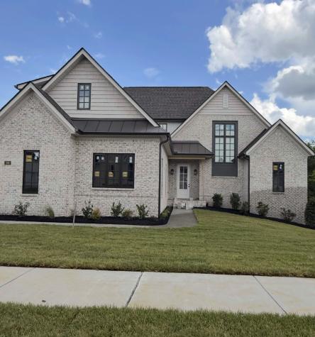 306 Oaks Crossing Lebanon TN 37087
