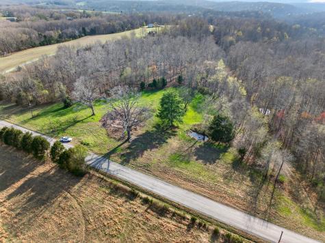 3240 Clay Tomlinson Road Erin TN 37061