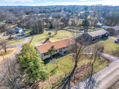 373 Green Harbor Road Old Hickory TN 37138