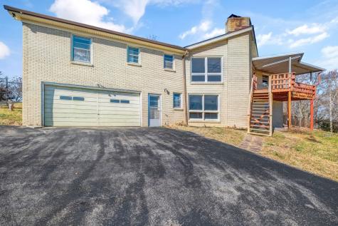 373 Green Harbor Road Old Hickory TN 37138
