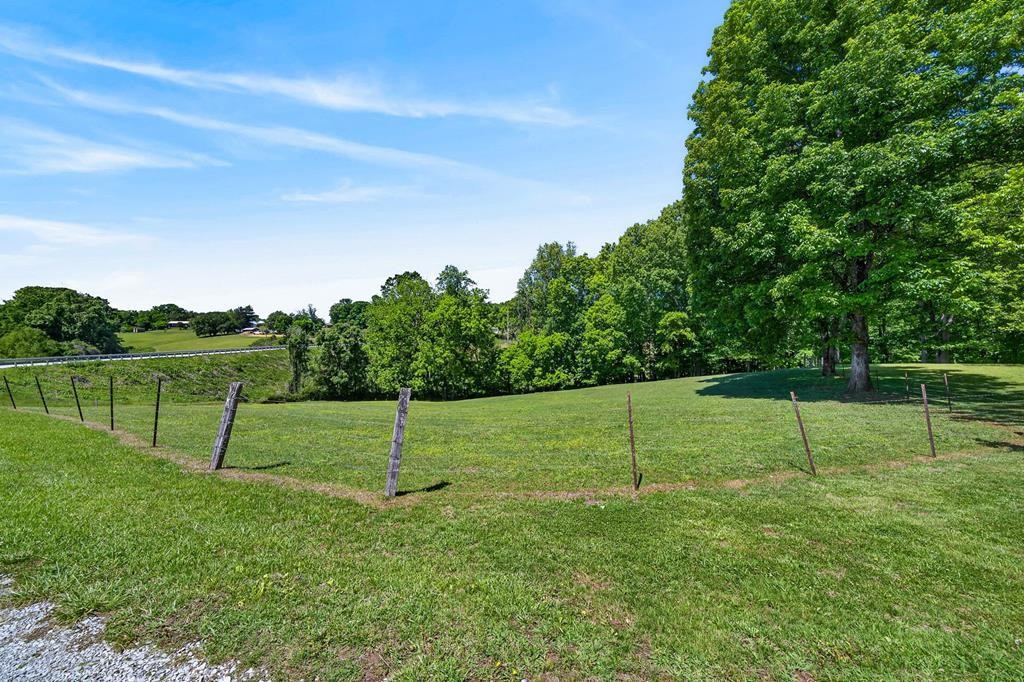 143 Griffintown Road Sparta TN 38583