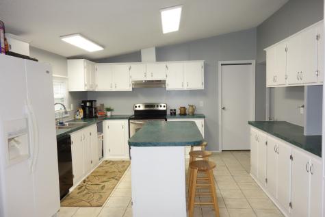 1099 Bales Street Gallatin TN 37066