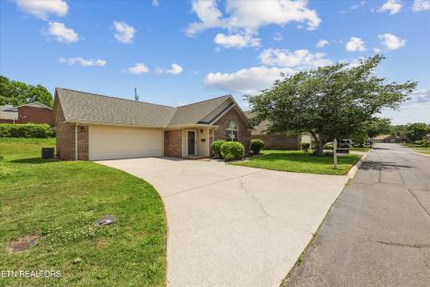 2008 Cochran Place Maryville TN 37803
