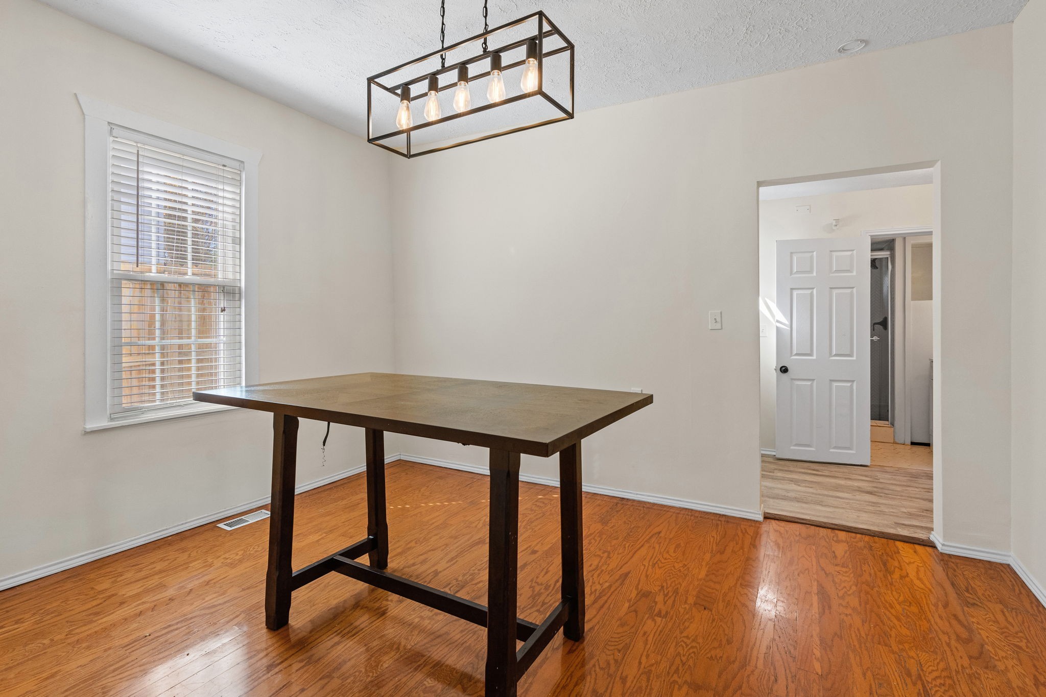 2233 Grandview Avenue Nashville TN 37211
