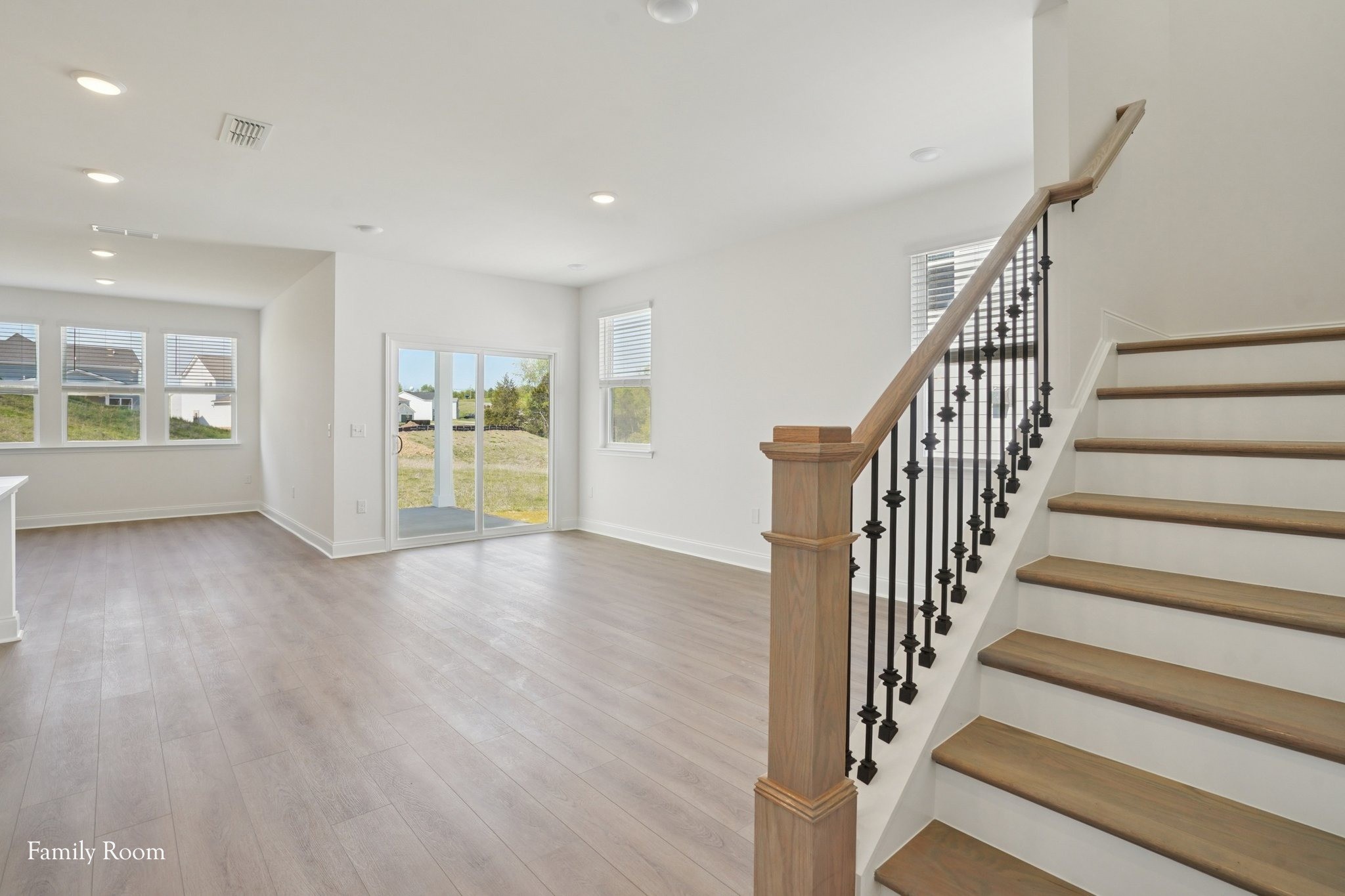 1084 Large Poppy Drive La Vergne TN 37086