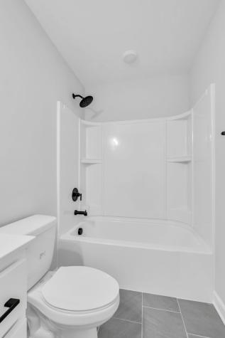 618 Granbury Pvt Drive Hendersonville TN 37075