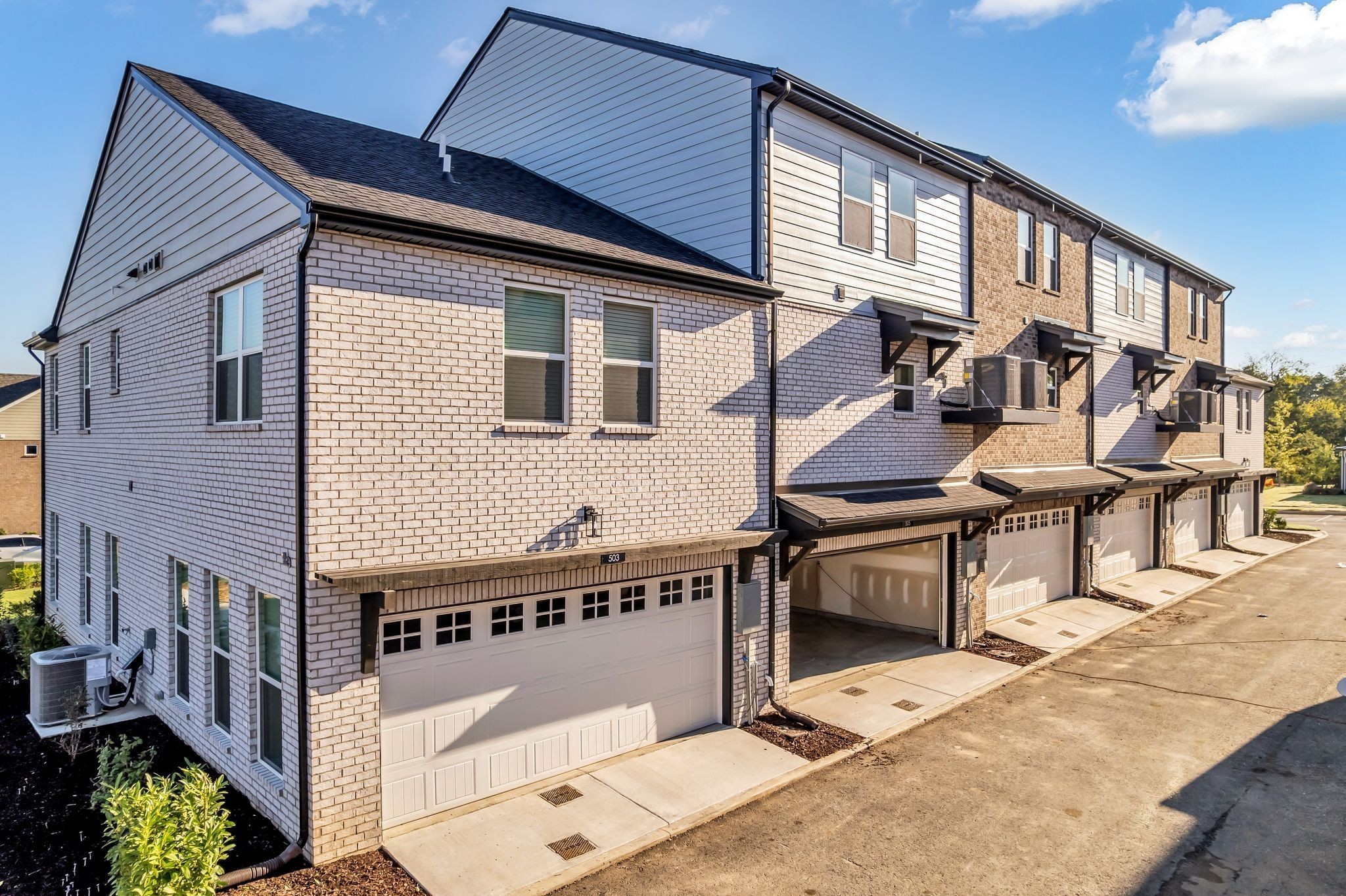 618 Granbury Pvt Drive Hendersonville TN 37075