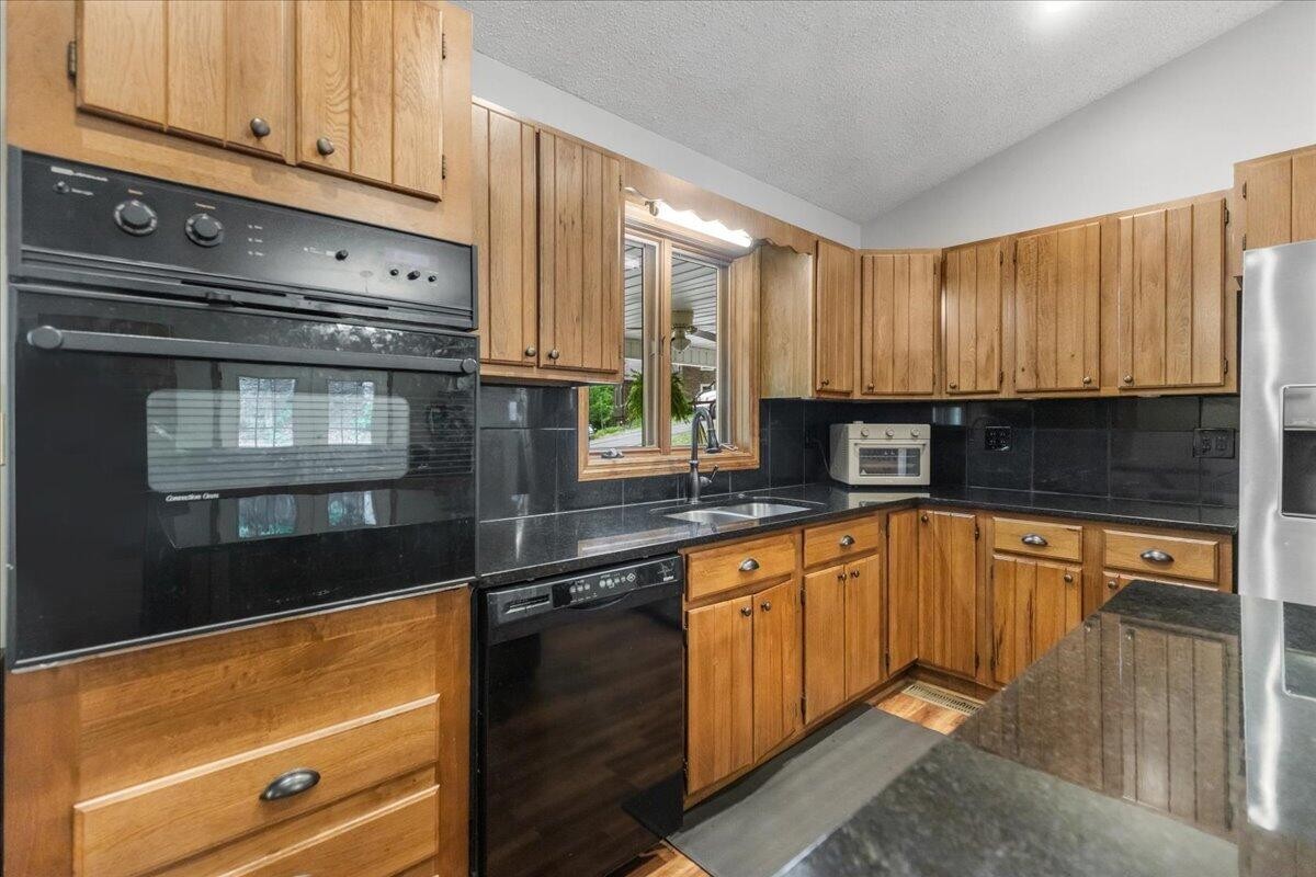 400 Mapleton Drive, NW Cleveland TN 37312