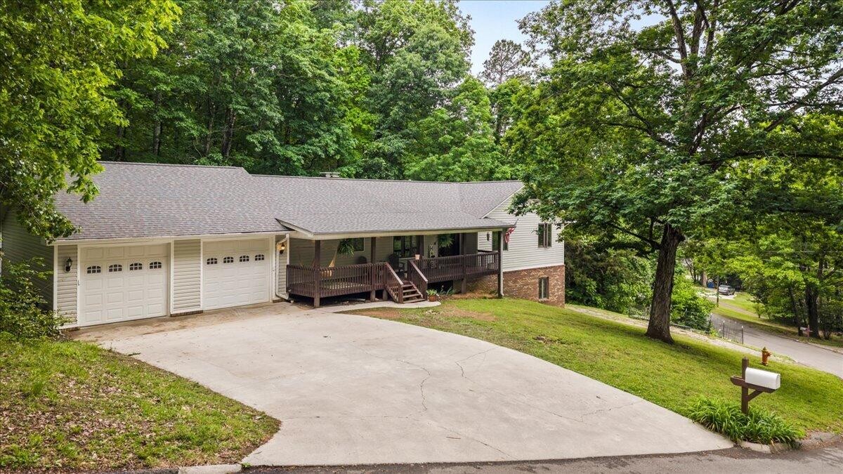 400 Mapleton Drive, NW Cleveland TN 37312