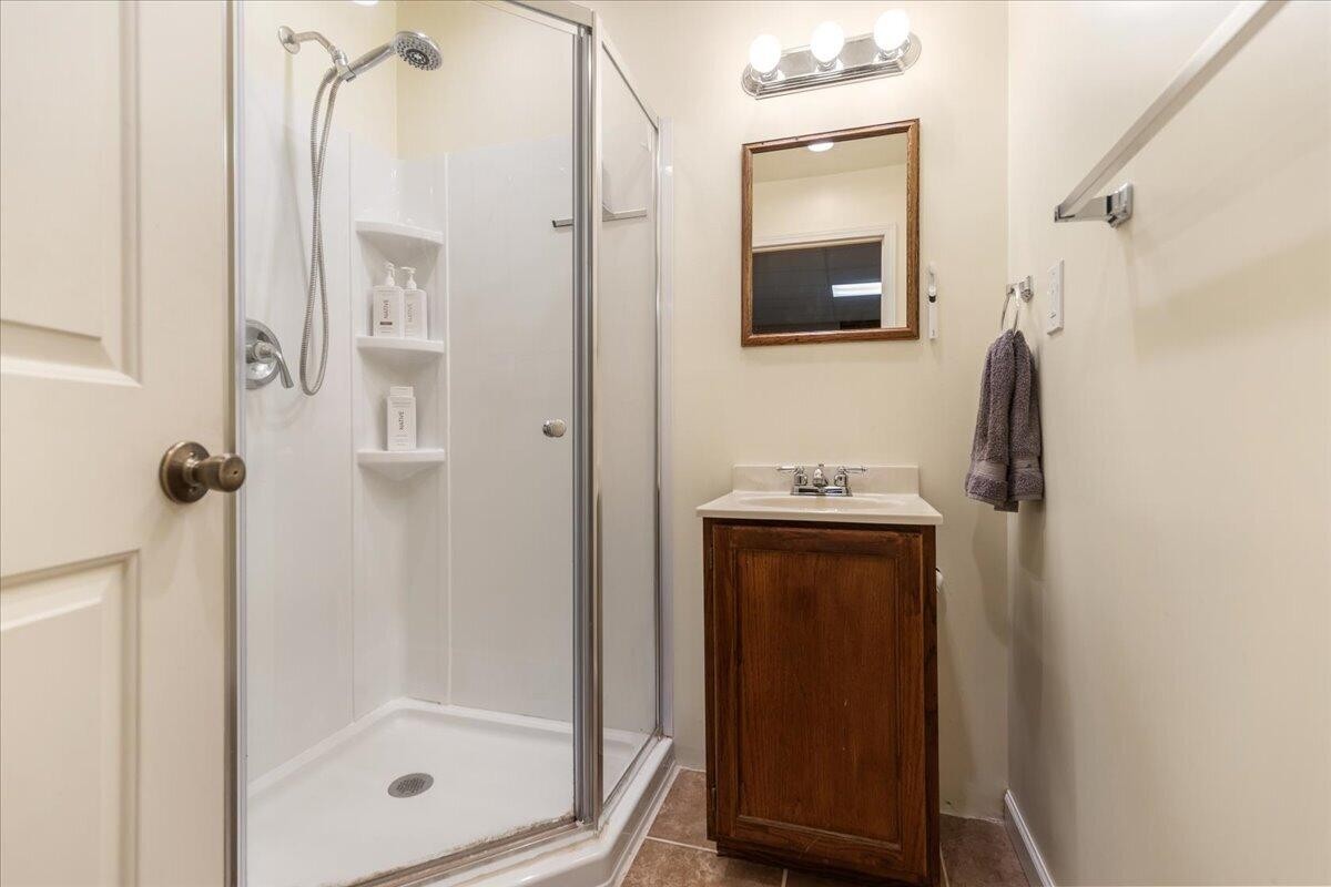 400 Mapleton Drive, NW Cleveland TN 37312