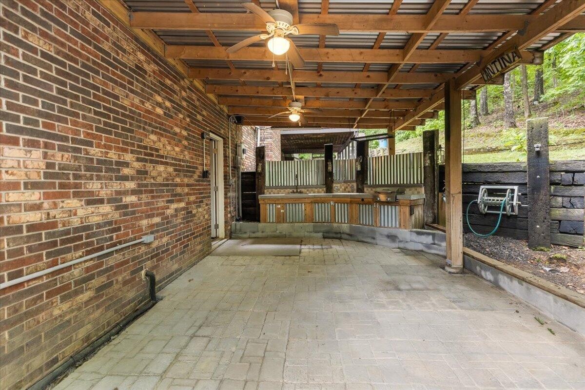 400 Mapleton Drive, NW Cleveland TN 37312