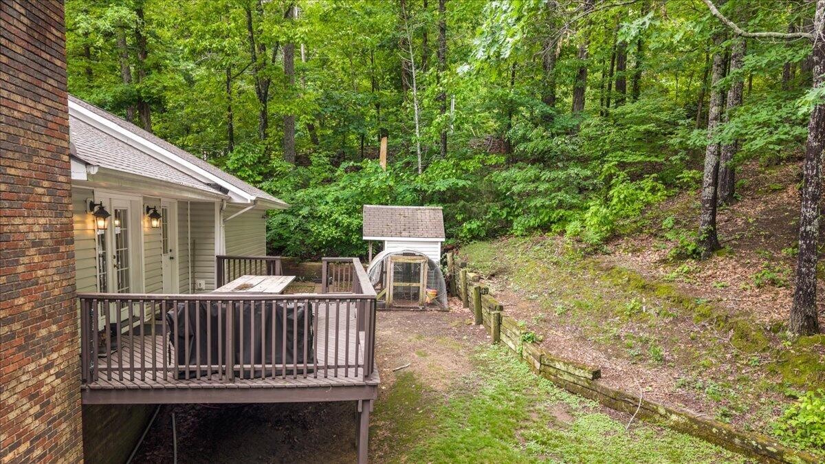 400 Mapleton Drive, NW Cleveland TN 37312