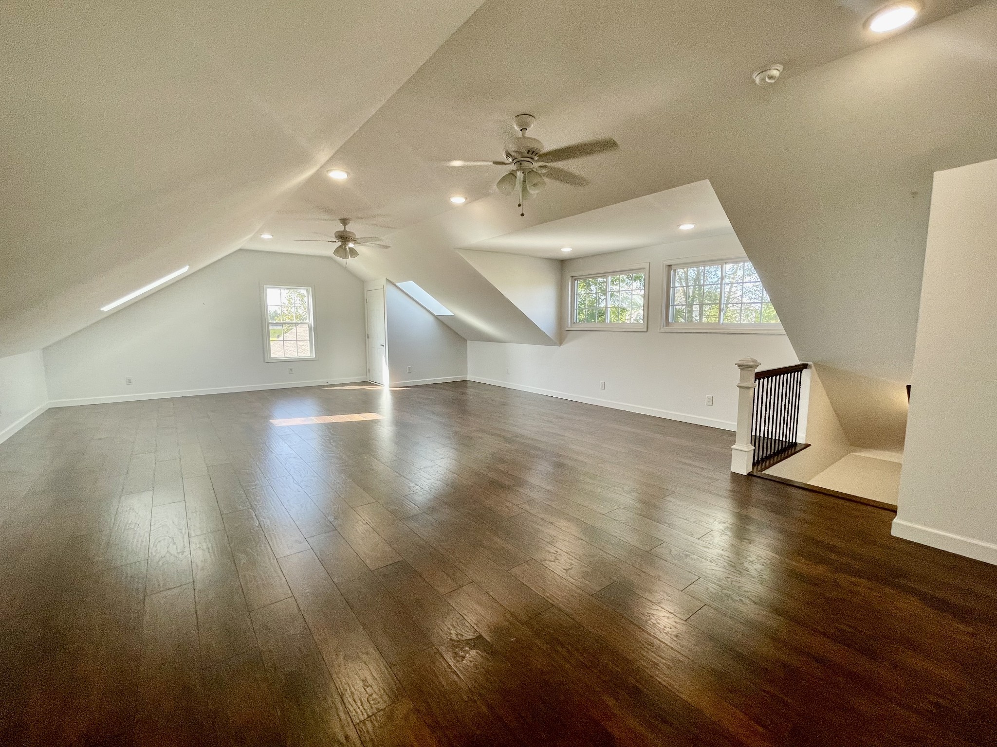 40 Harding Road Leoma TN 38468