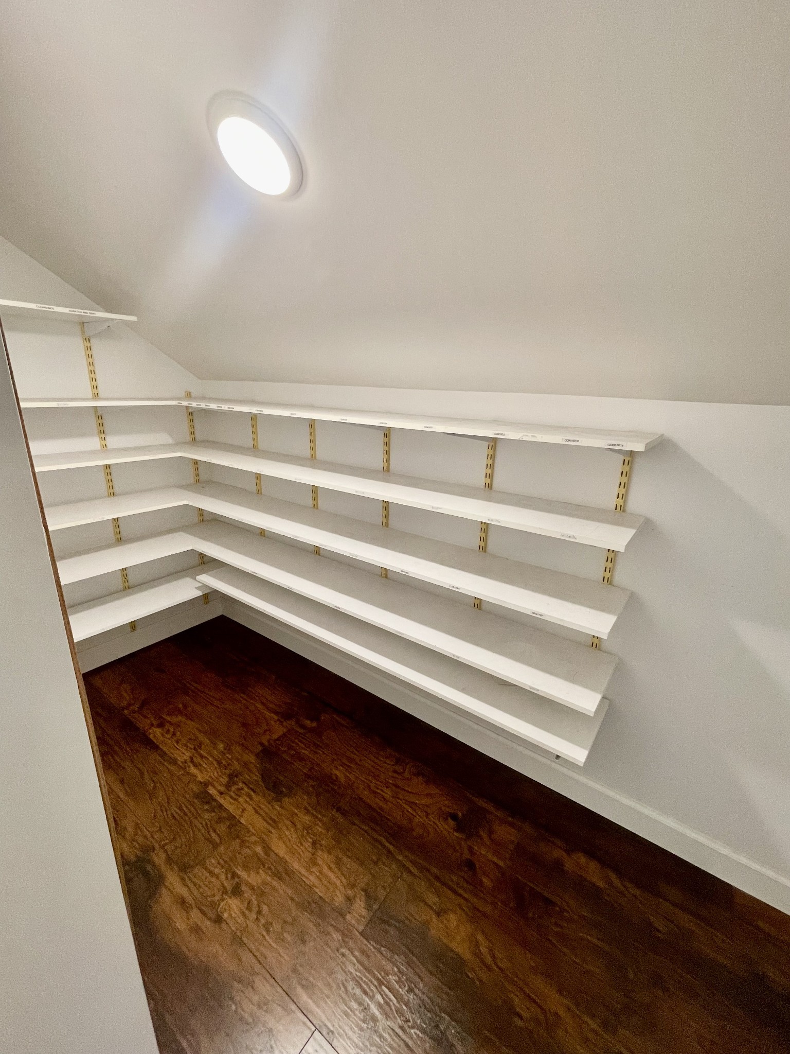 40 Harding Road Leoma TN 38468