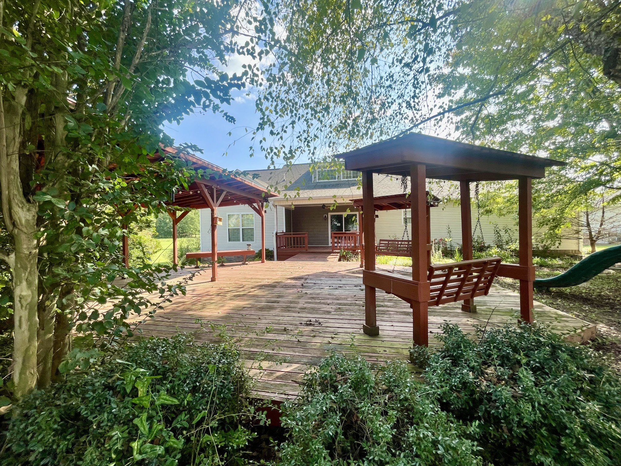 40 Harding Road Leoma TN 38468