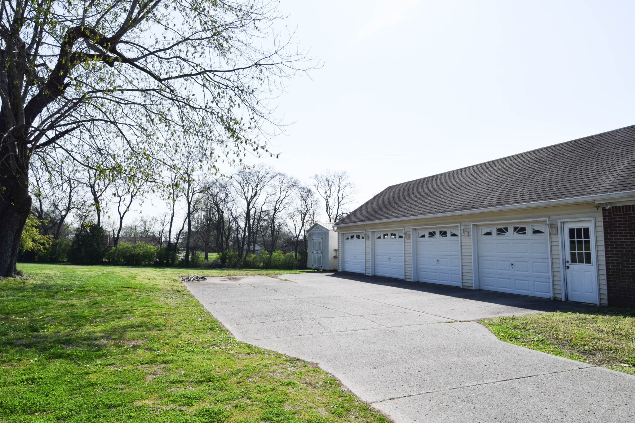 1059 Robertson Road Gallatin TN 37066