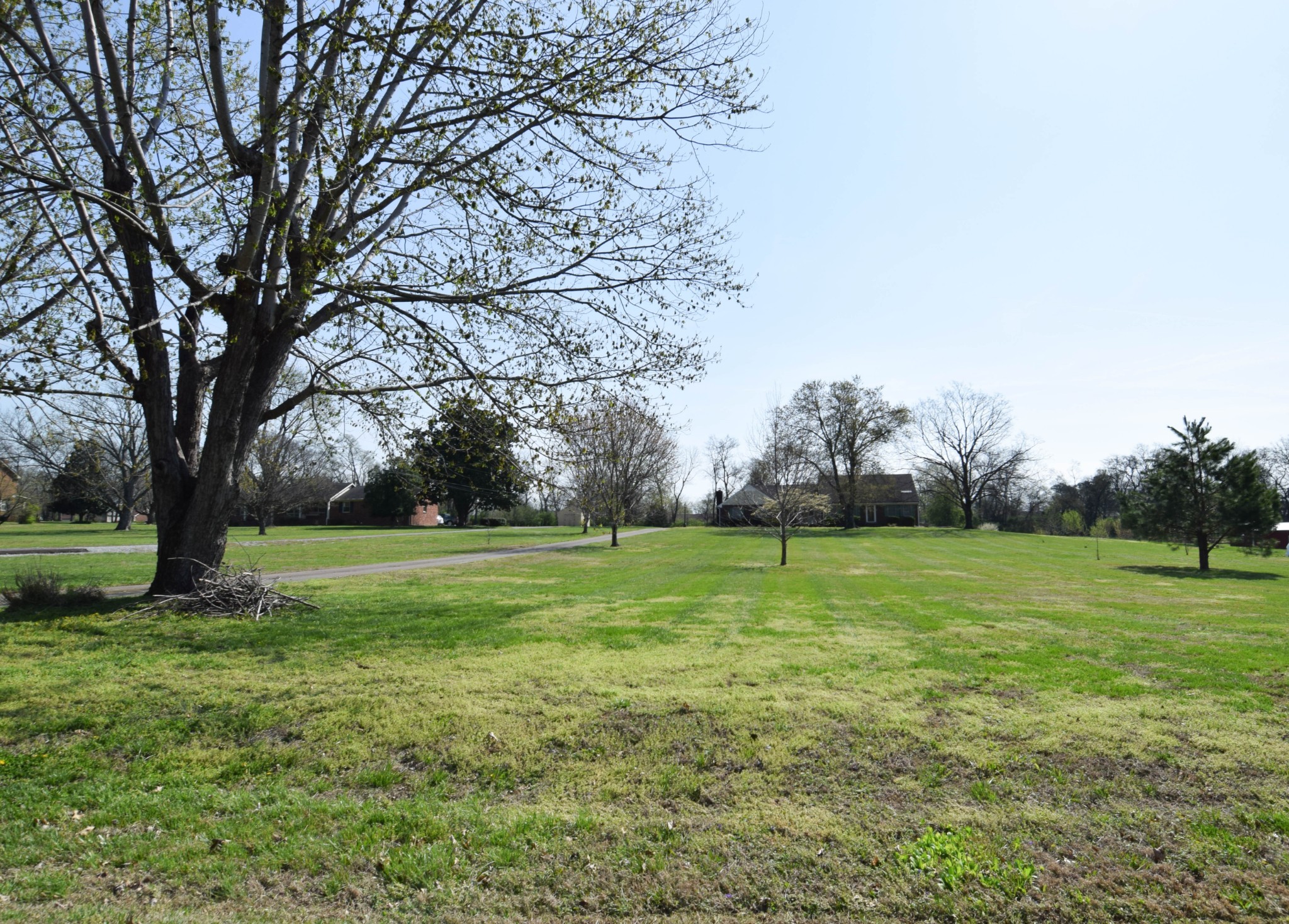 1059 Robertson Road Gallatin TN 37066