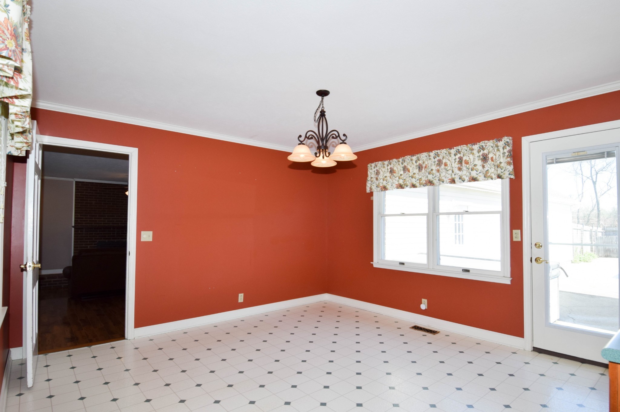 1059 Robertson Road Gallatin TN 37066