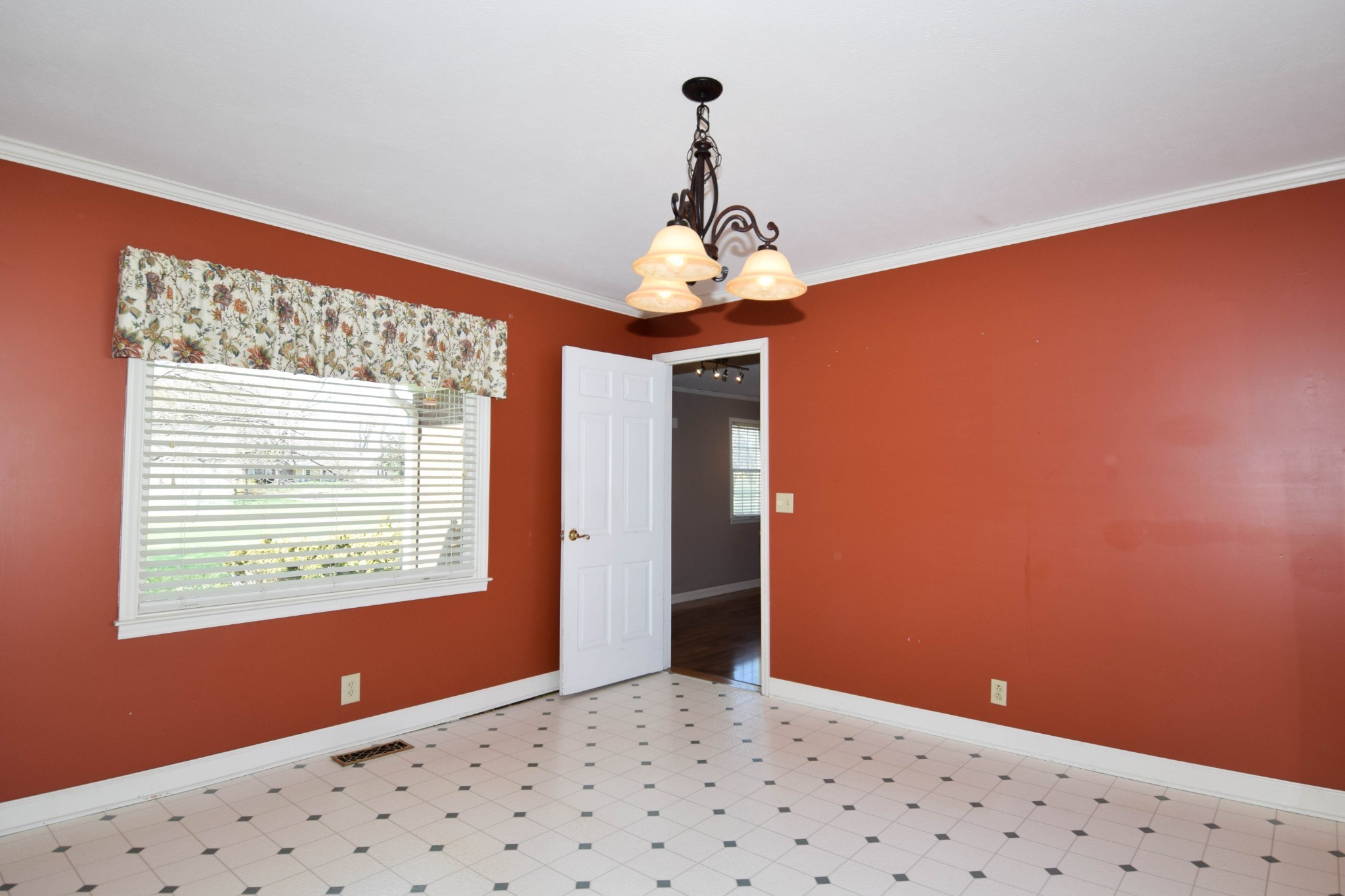 1059 Robertson Road Gallatin TN 37066