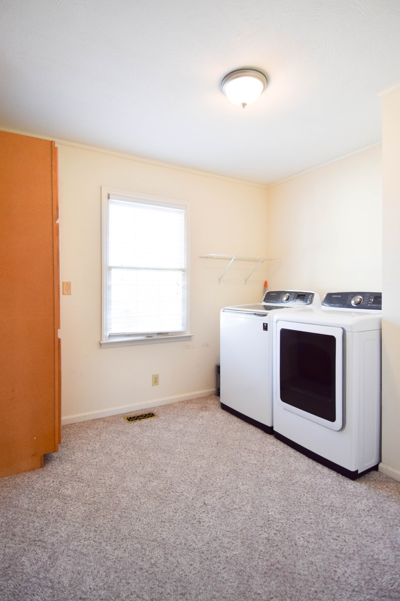 1059 Robertson Road Gallatin TN 37066