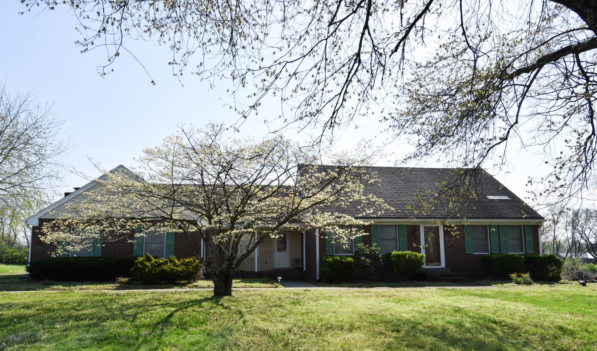 1059 Robertson Road Gallatin TN 37066
