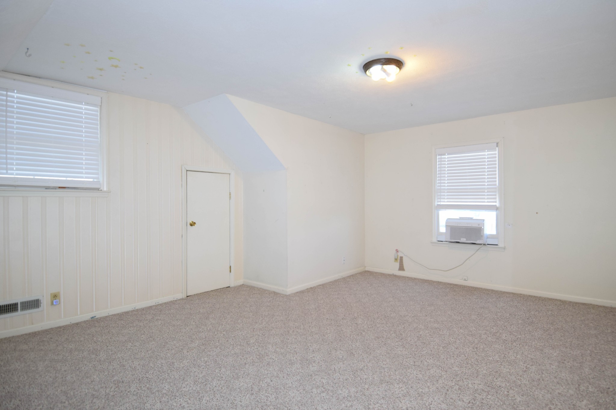 1059 Robertson Road Gallatin TN 37066