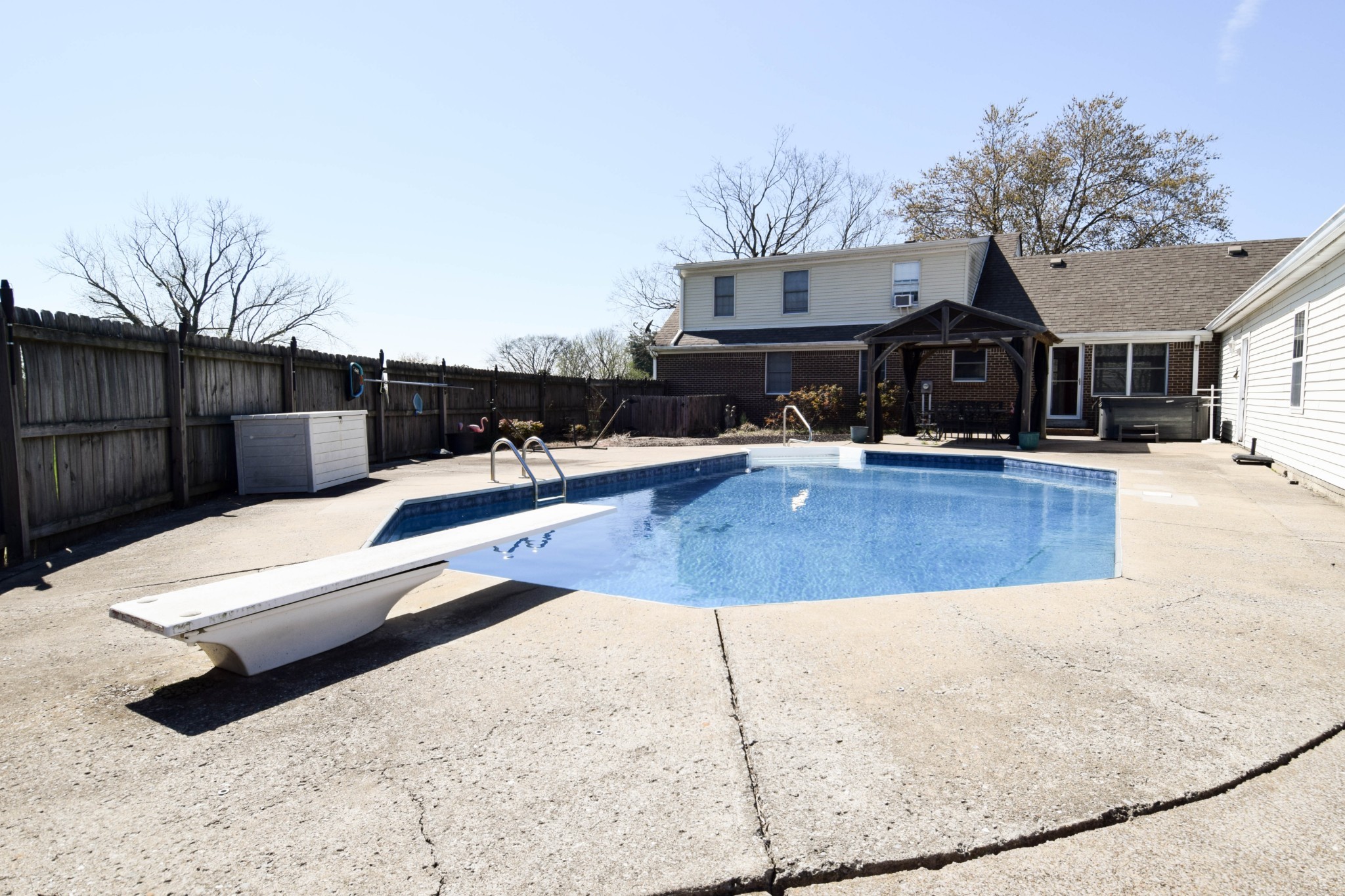 1059 Robertson Road Gallatin TN 37066