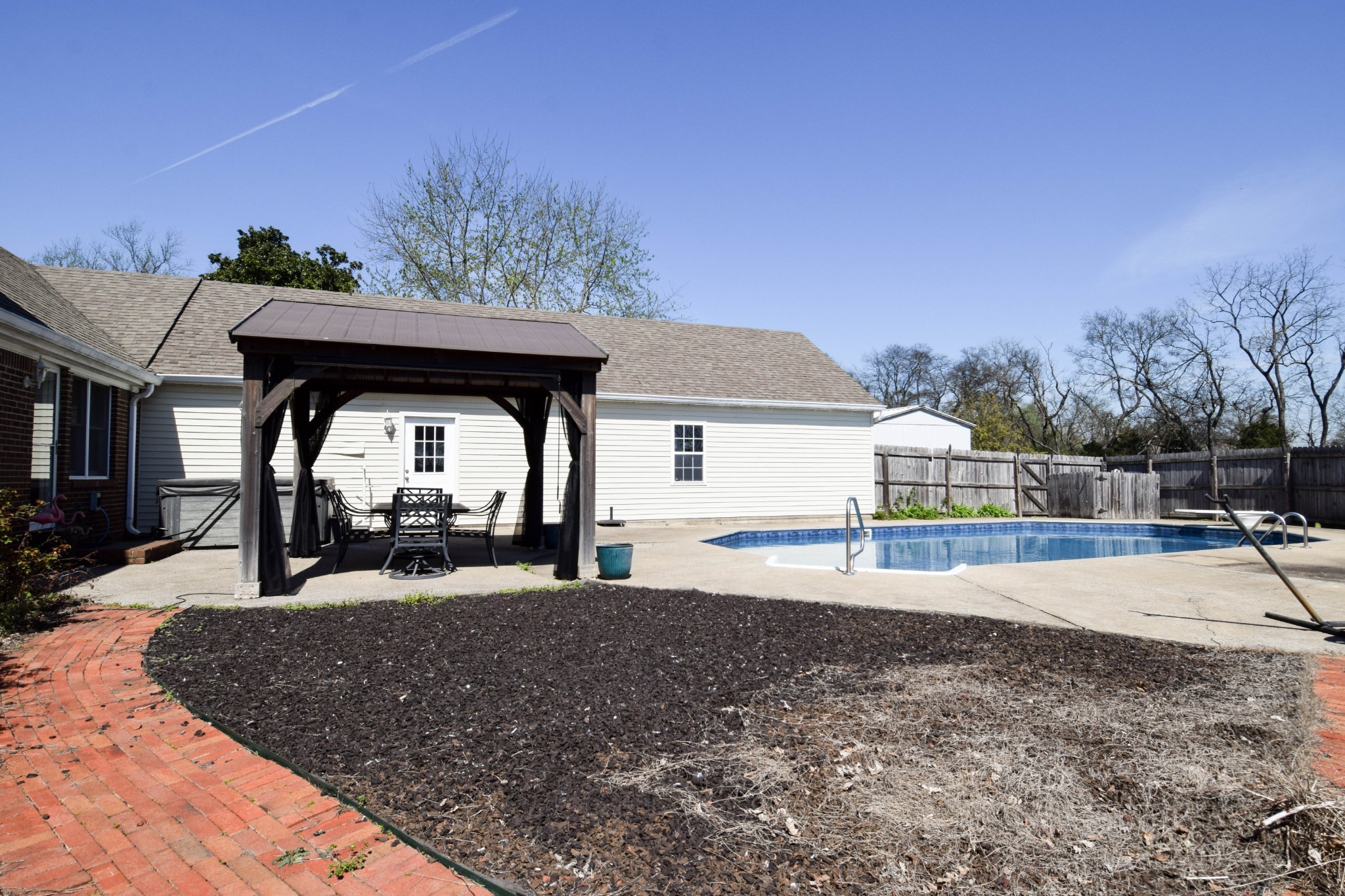 1059 Robertson Road Gallatin TN 37066