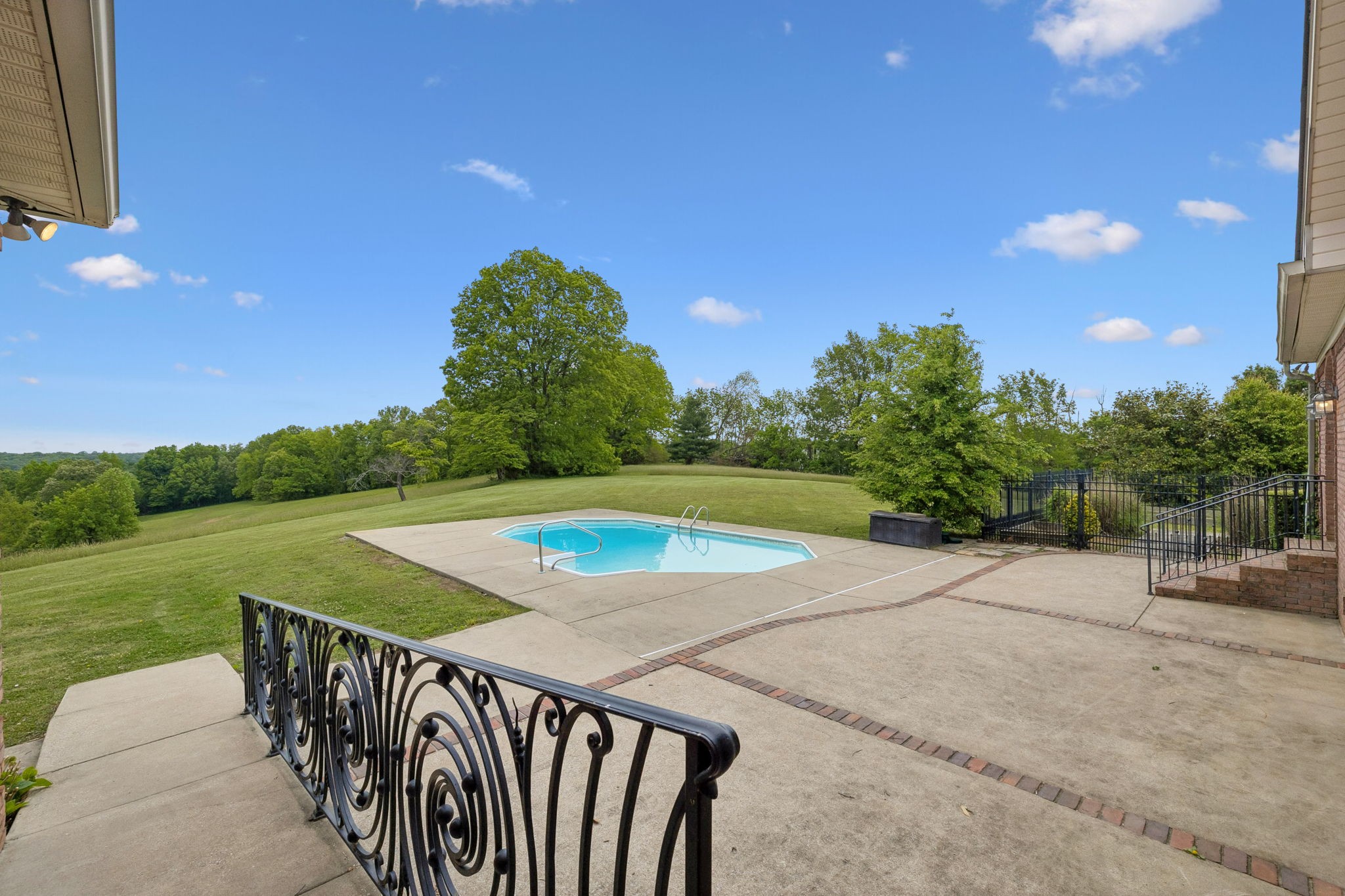 314 Fairview Road Dickson TN 37055
